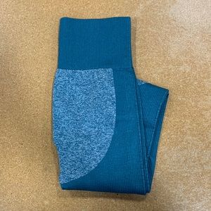 Sample seamless leggings
